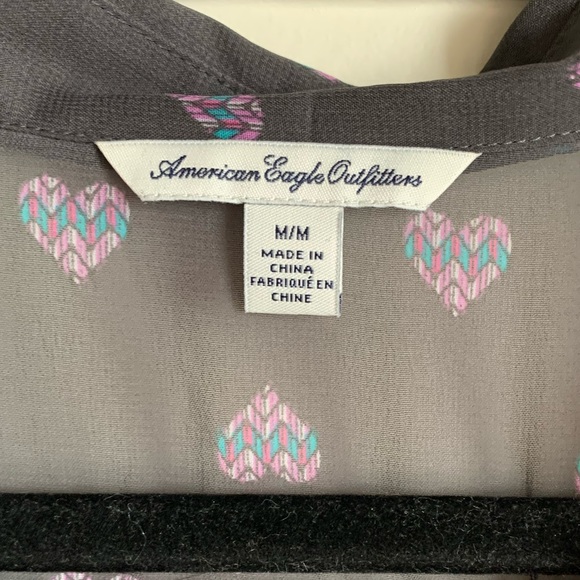 The sweetest summer blouse 💓 - Picture 3 of 5